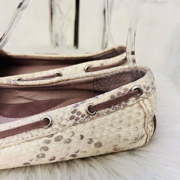 Vince Camuto Pinna Cream Faux Snakeskin Slip on Moccasin Style Comfort Shoes 6M - Picture 3 of 9